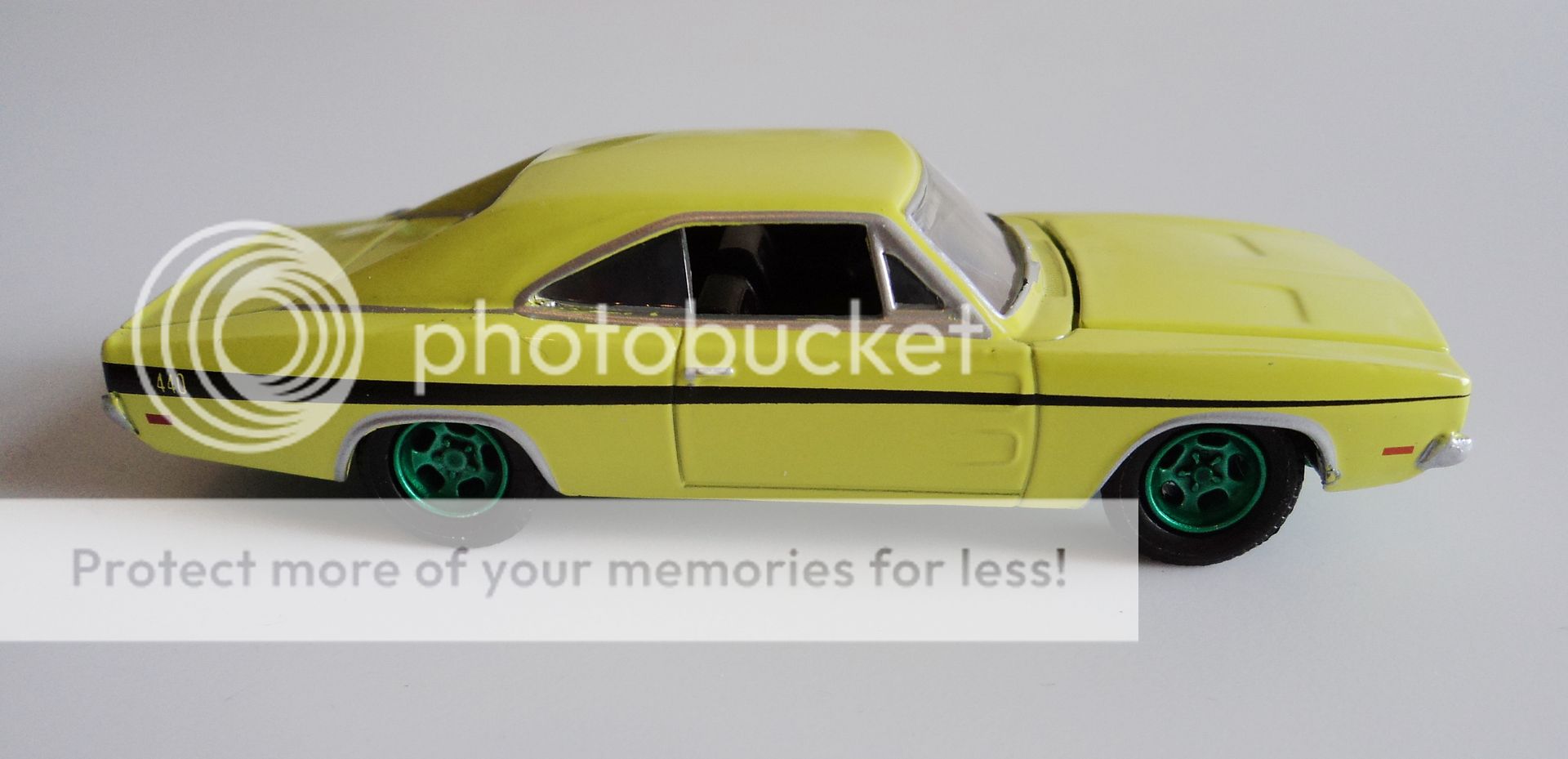 Greenlight Green Machines - Diecast Garage